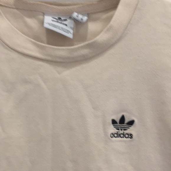 Adidas Cropped Top - Long Sleeve (XS) - Picture 4 of 9